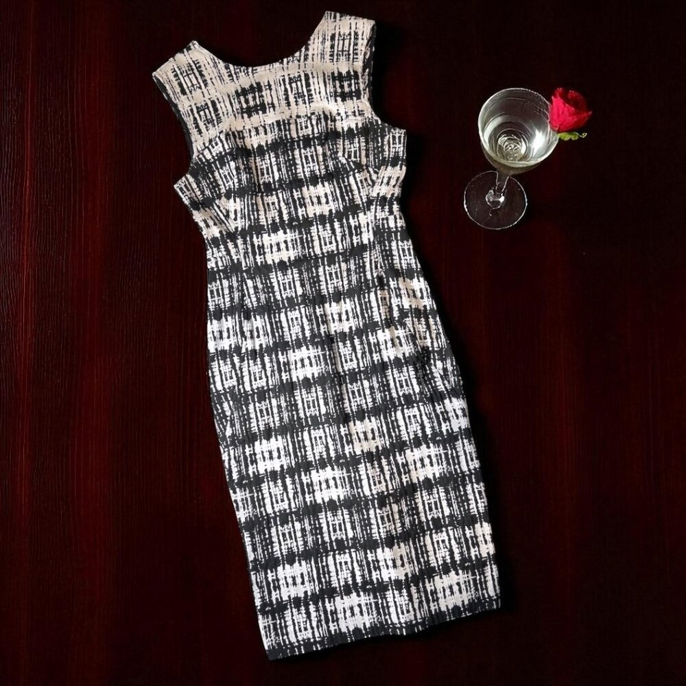 Donna Karan abstract print black/white sheath dress